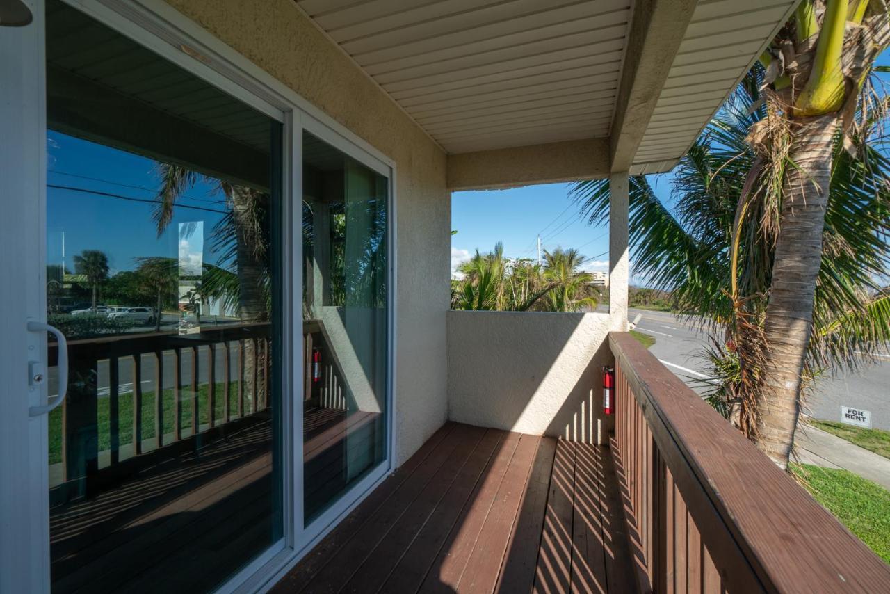 Beachside Serenity Escape - Private 3Br And 2Ba, Dog Friendly Duplex Oasis, Steps To Shore! Melbourne Eksteriør billede